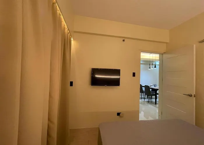 Pinecrest Residential Apartment *
