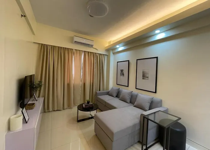 Pinecrest Residential